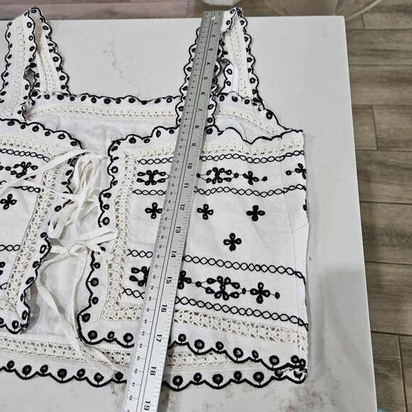 Abercrombie & Fitch Top and Shorts Set Sz Small Embroidered Eyelet White & Black - Picture 9 of 11